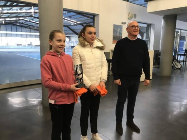 Lison Bernard et Maellyne Deschmaeker, vice championnes régionales avec Béthune